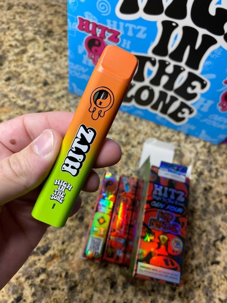 Hitz 2 grams disposables vape pens live diamonds